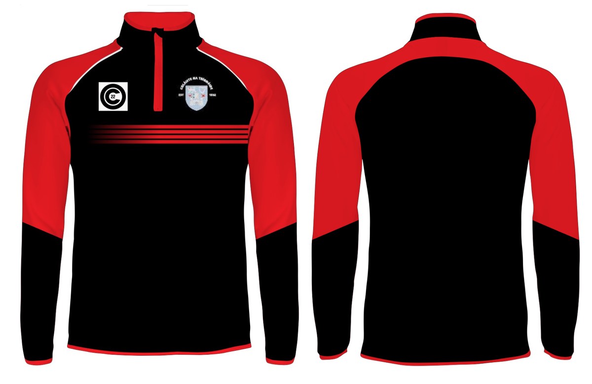 A Cro&iacute;22 half zip, front and back